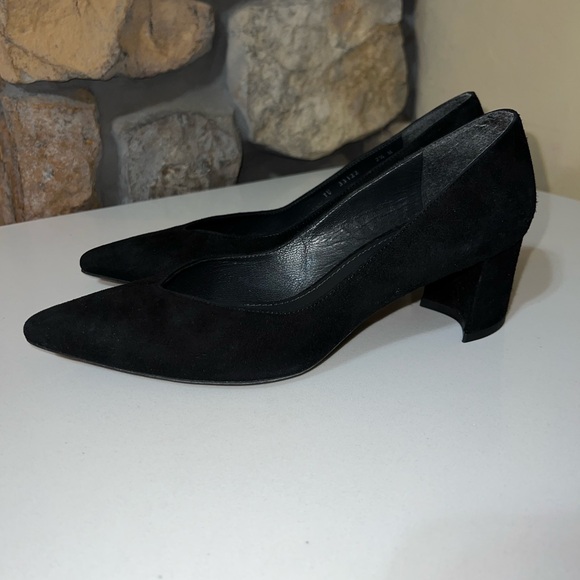 Stuart Weitzman Stepahead Black Suede Pumps Size 7.5 - Picture 5 of 11